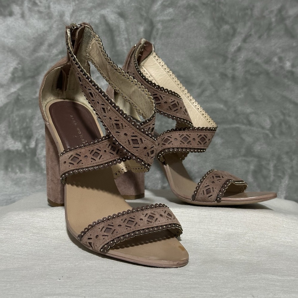 Zara Woman Suede Laser Cut Block Heel Open Toe‎ Sandals Size US 6.5 / EU 37 pink